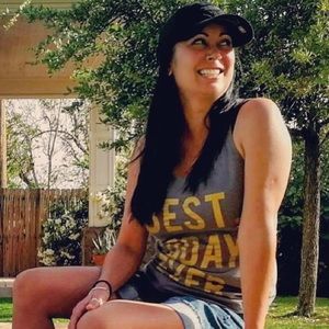 Meet your Posher, Kelley